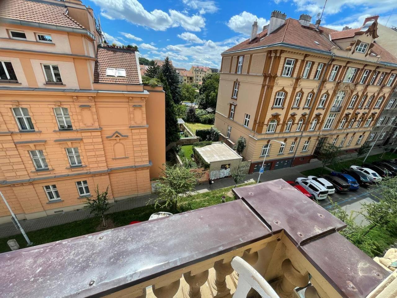 Rooms Veveri - Uvoz, 10 Min Peski Do Centru برنو المظهر الخارجي الصورة